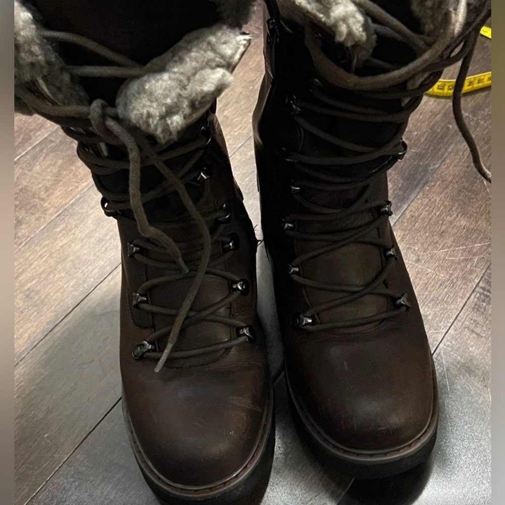 Royal Canadian SHERBROOKE Dark Brown Waterproof Leather Winter Boots - Size 8
